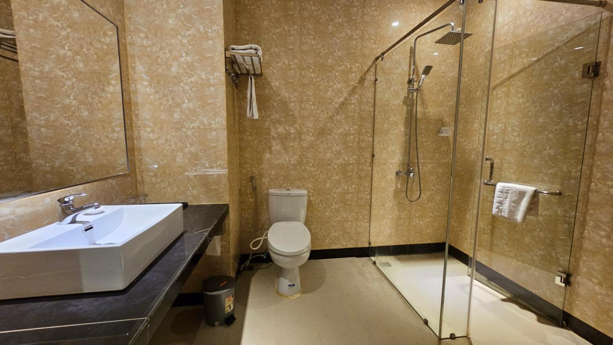 Grand Sydney 4* Batam